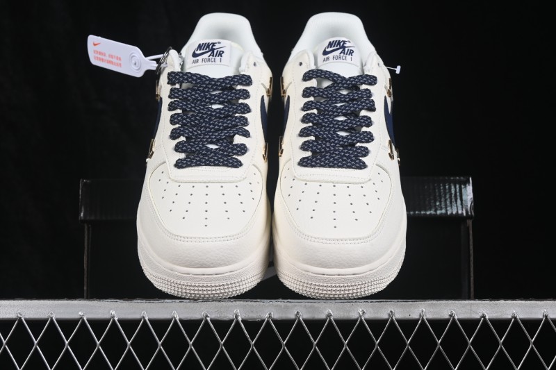 Nike Air Force 1 '07 Low Skateboarding Shoes with Full-Length Air Cushion - DN9688-127