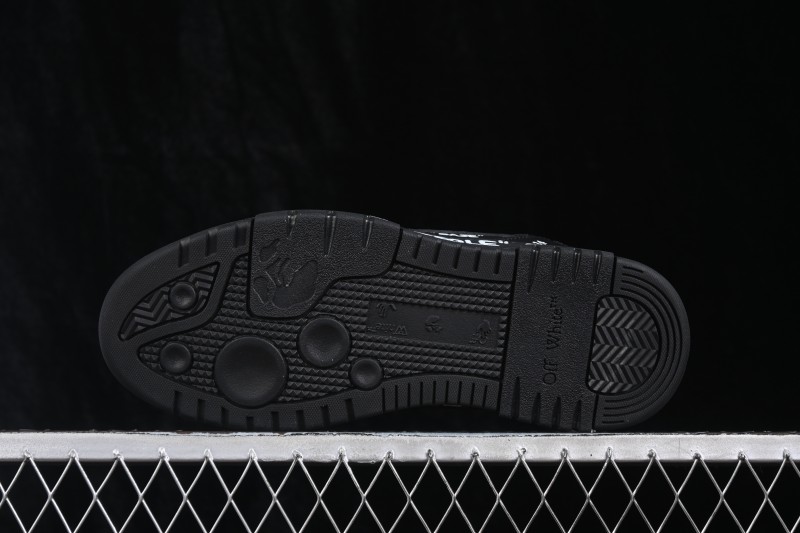 Off-White Out of Office Low-Top Skate Shoes in Black and White with Lettering - AJD4