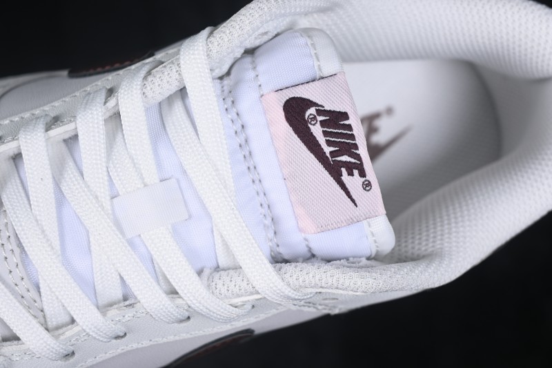Nike SB Dunk Low Casual Skateboarding Shoes - IM6025-121