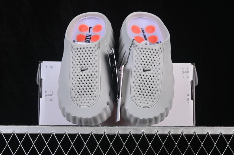 Nike Mind 001 Neuroscience Foot Massage Slippers with Perforated Breathable Upper and 22 Independent Foam Nodes - HQ4307-003