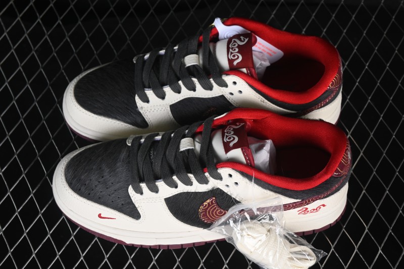 Nike SB Dunk Low Year of the Horse Limited Edition White Black Horsehair Premium Low-Top Skateboarding Shoes - DS6608-021