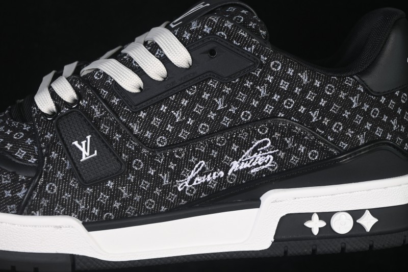 Louis Vuitton LV Trainer Sneaker - 1A9JG7