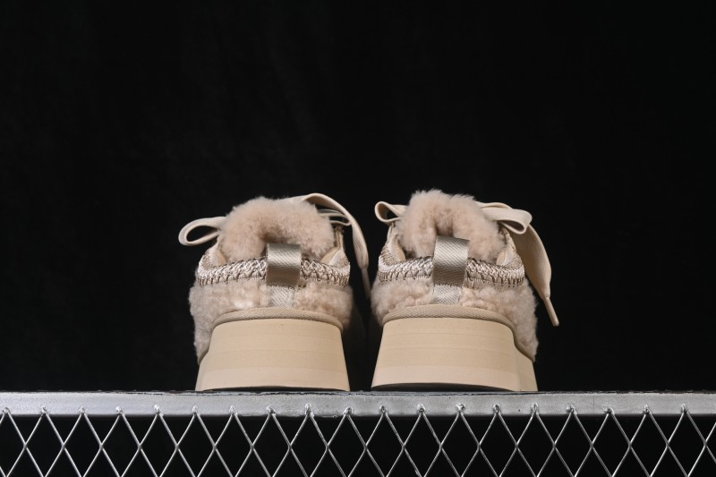 UGG Slipper Evolution Comfortable Closed-Toe Slippers - 1191132 MNL