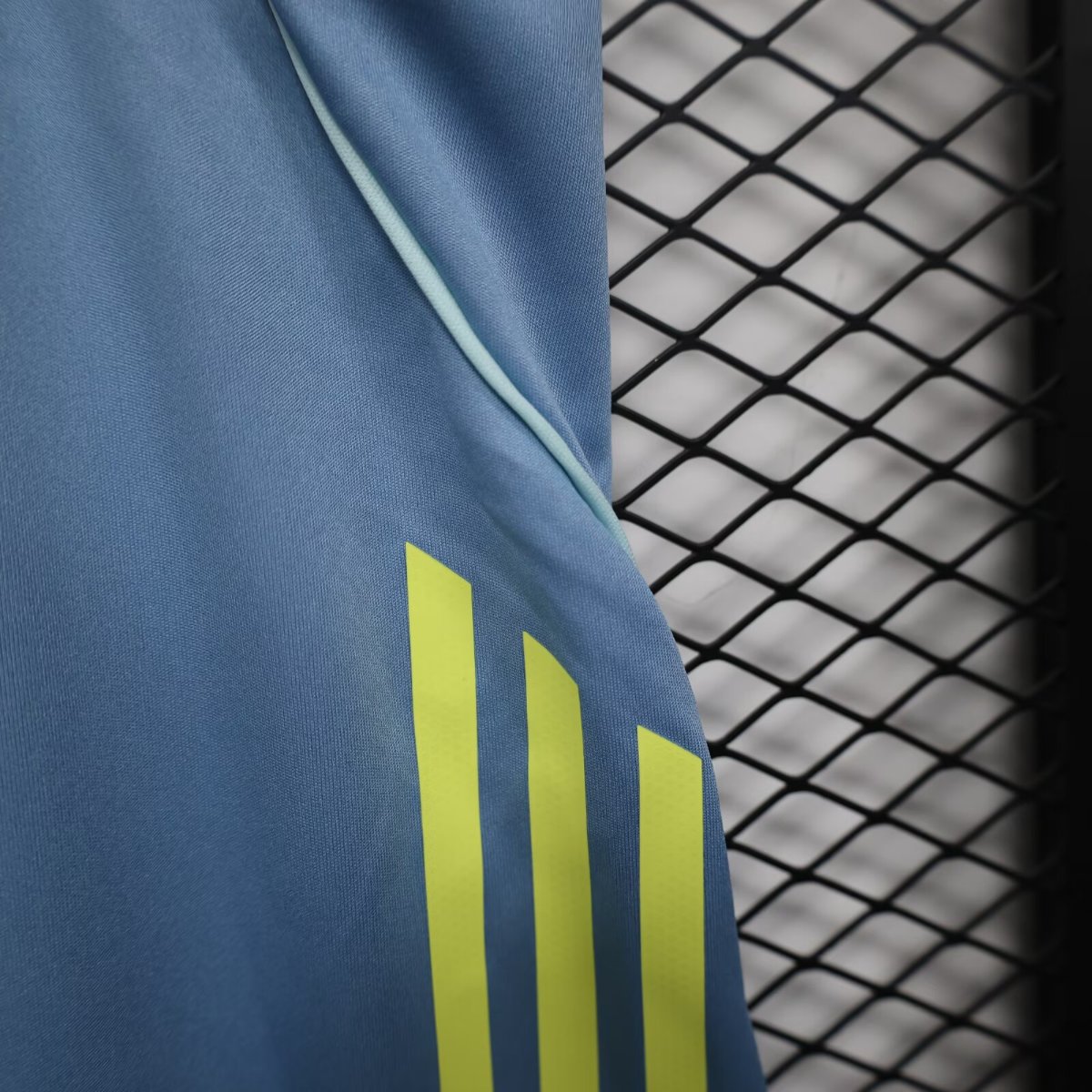 Player Version 25/26 Juventus Away Shorts