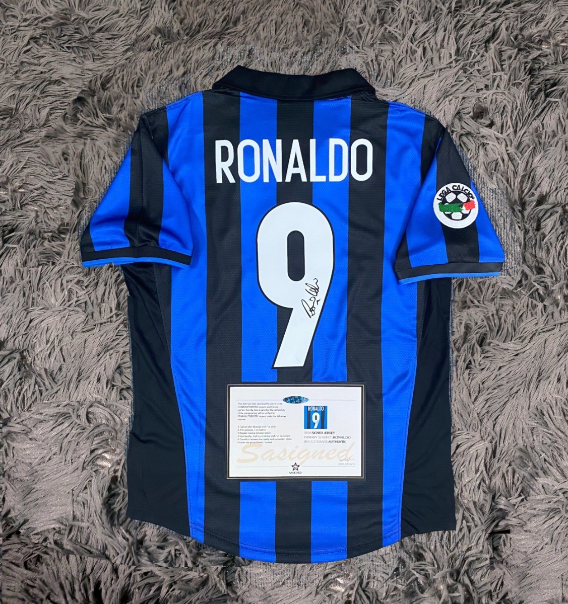 R9 INTER MILAN SIGNED
