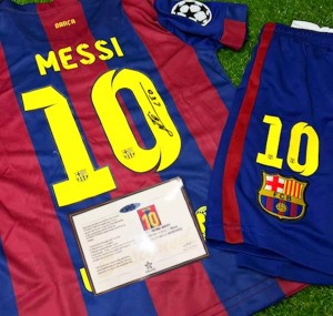 messi 14/15 signed